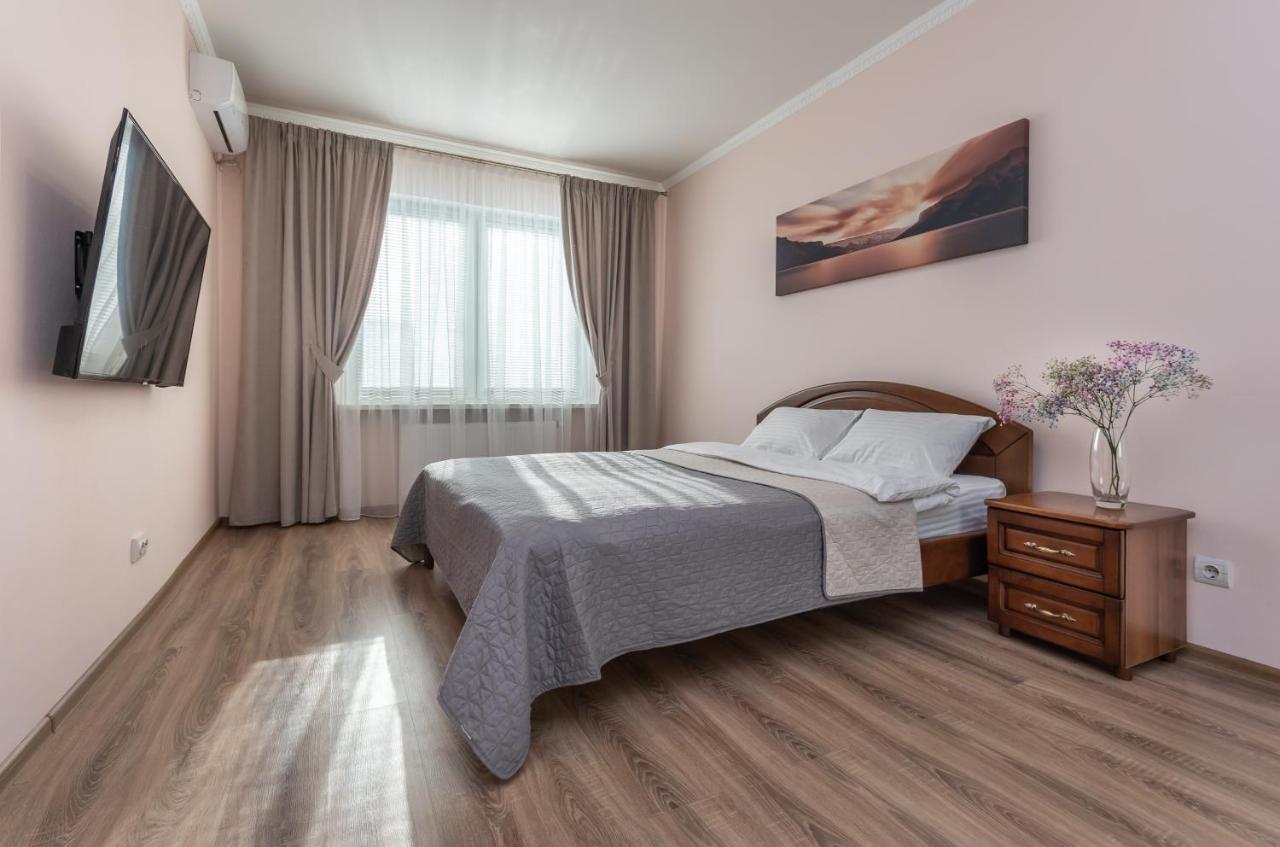 Осокорки Русовой 3 Apartment Киев Екстериор снимка